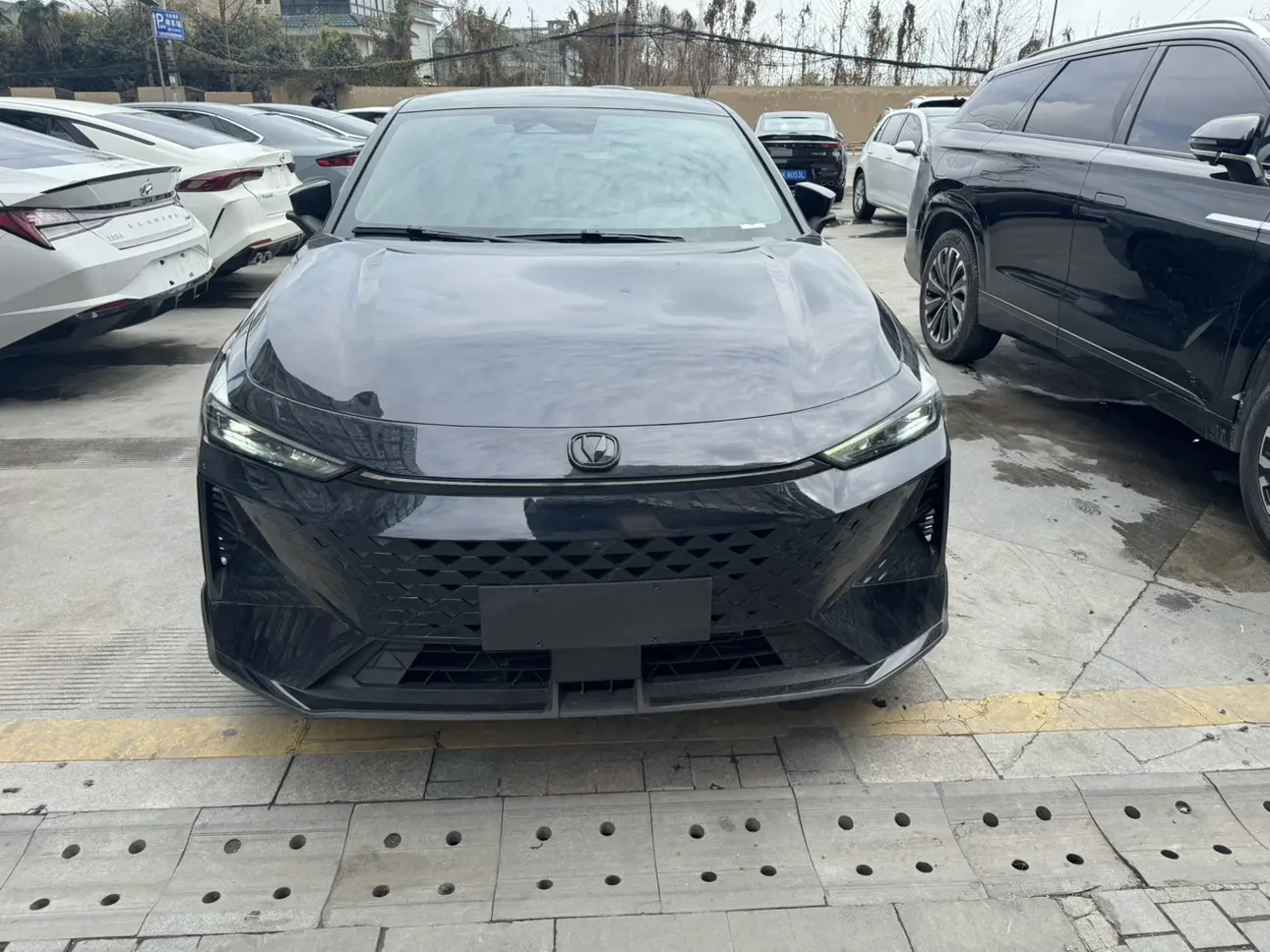 Changan UNI-V  из Китая