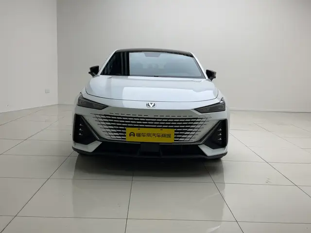 Changan UNI-V  из Китая