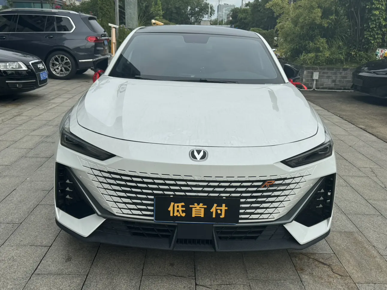 Changan UNI-V  из Китая