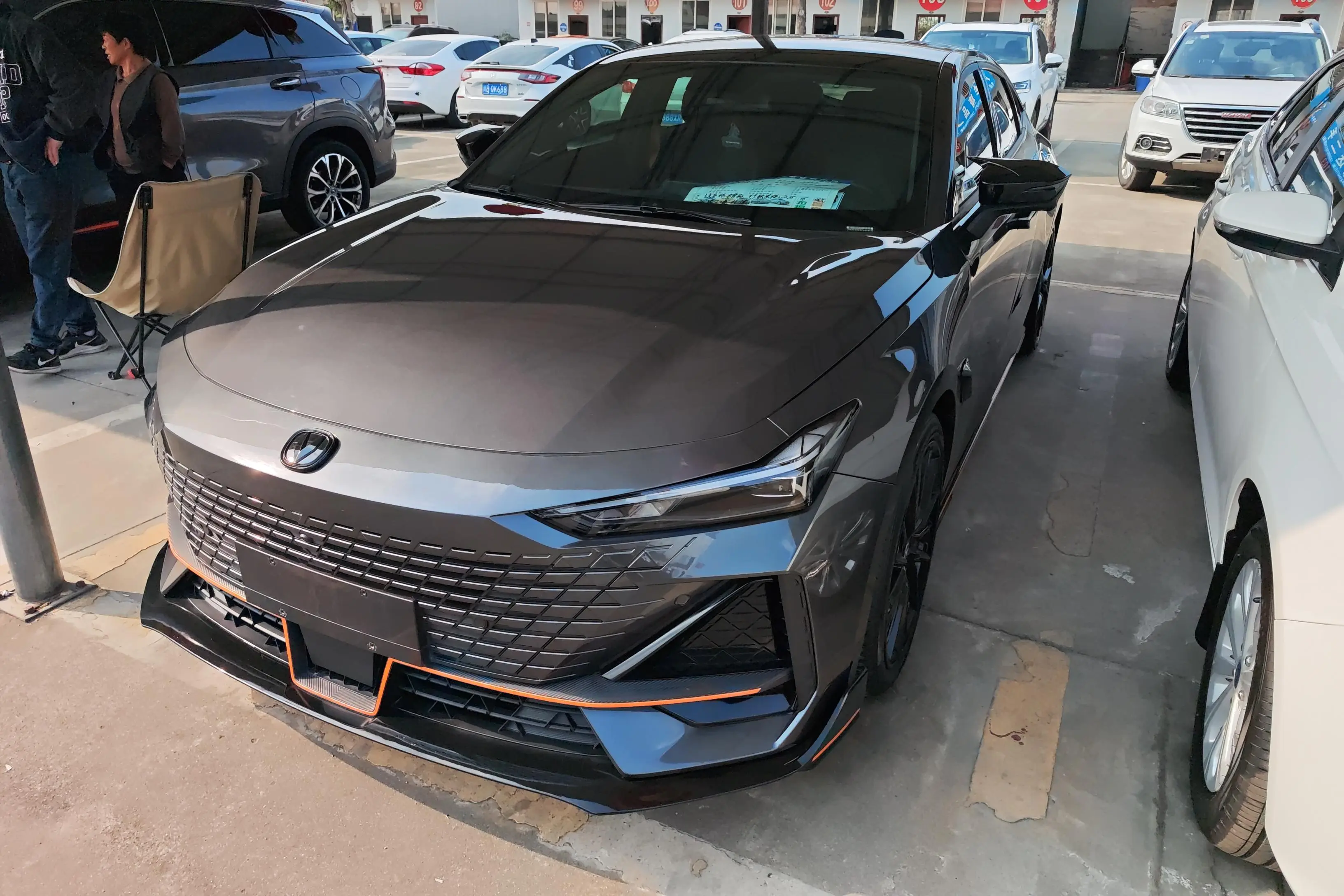 Changan UNI-V  из Китая