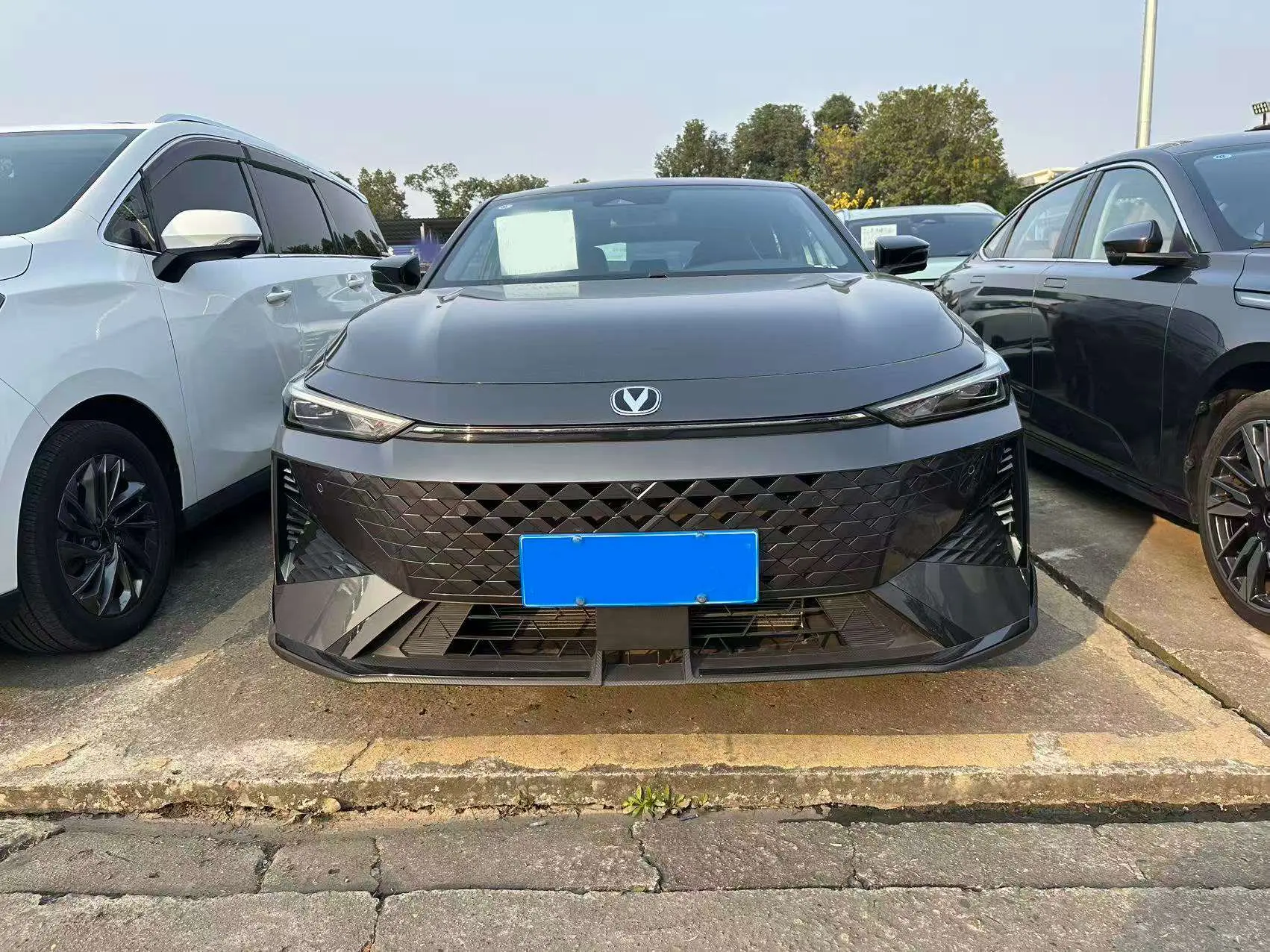 Changan UNI-V  из Китая