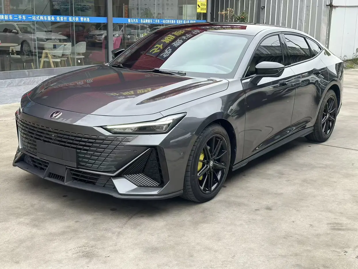 Changan UNI-V  из Китая