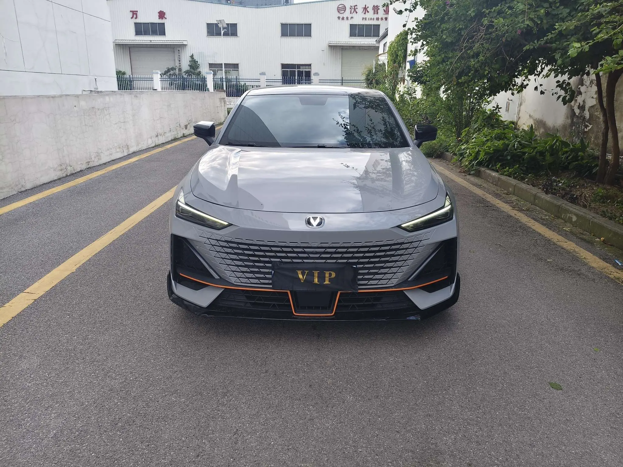 Changan UNI-V  из Китая