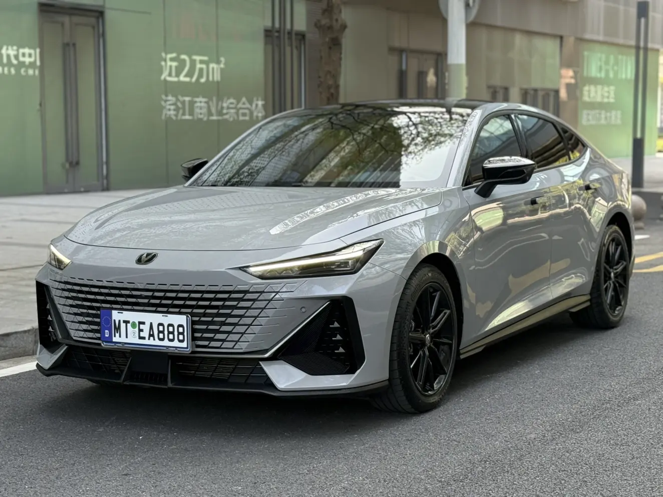 Changan UNI-V  из Китая