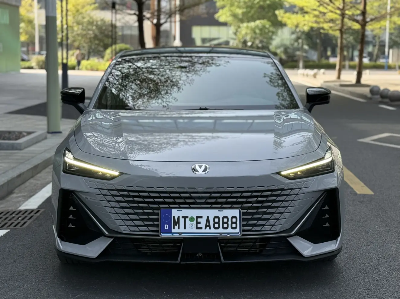 Changan UNI-V  из Китая