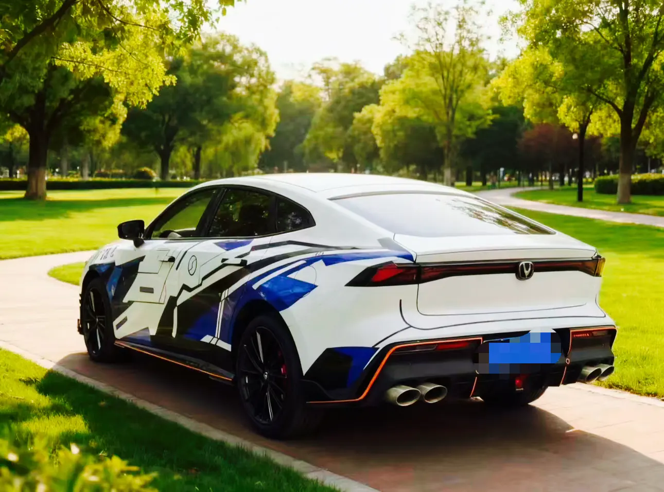 Changan UNI-V  из Китая