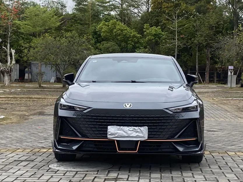 Changan UNI-V  из Китая