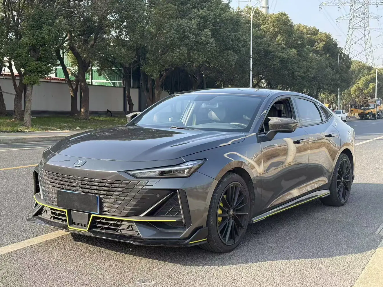 Changan UNI-V  из Китая