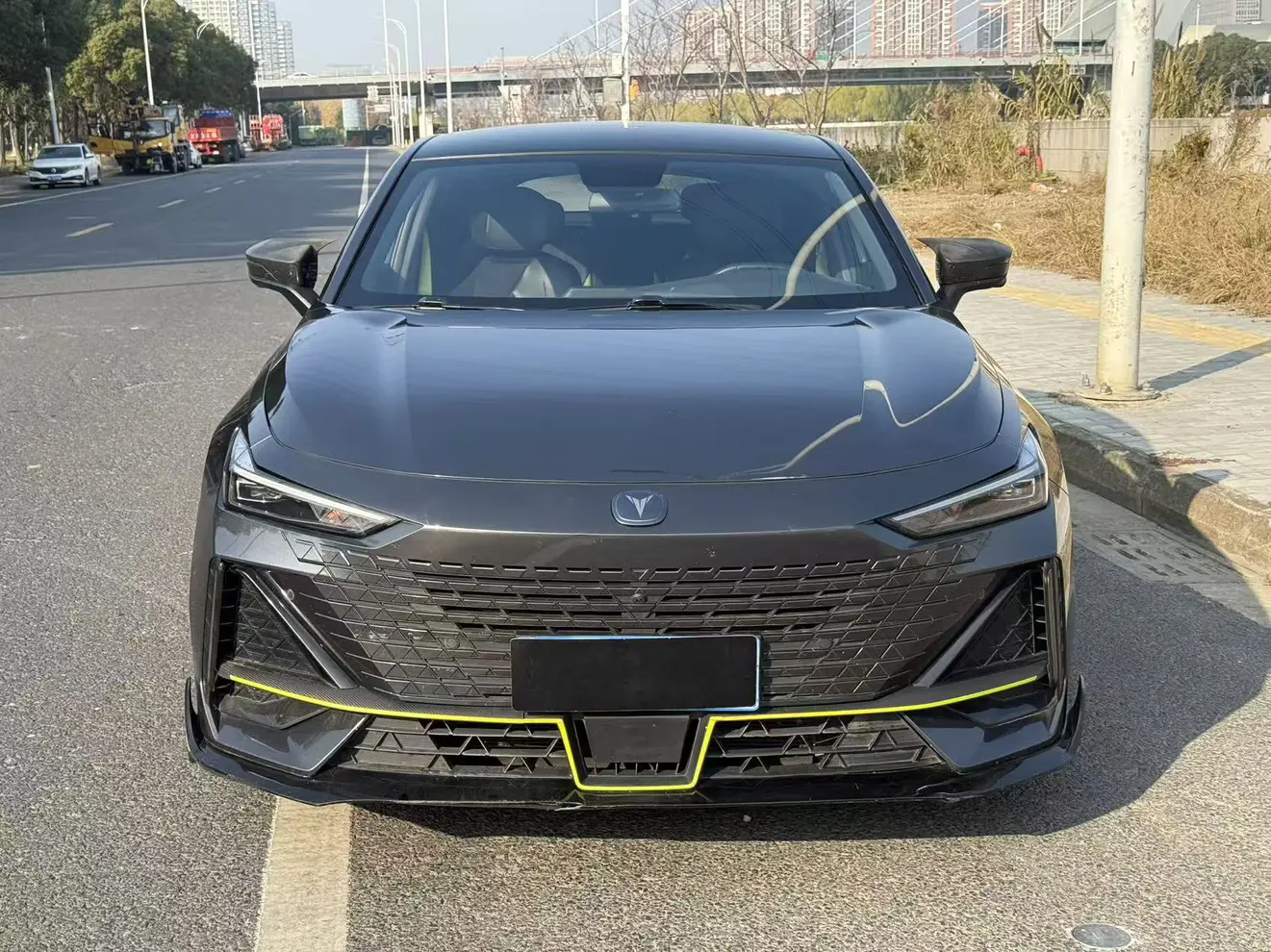 Changan UNI-V  из Китая