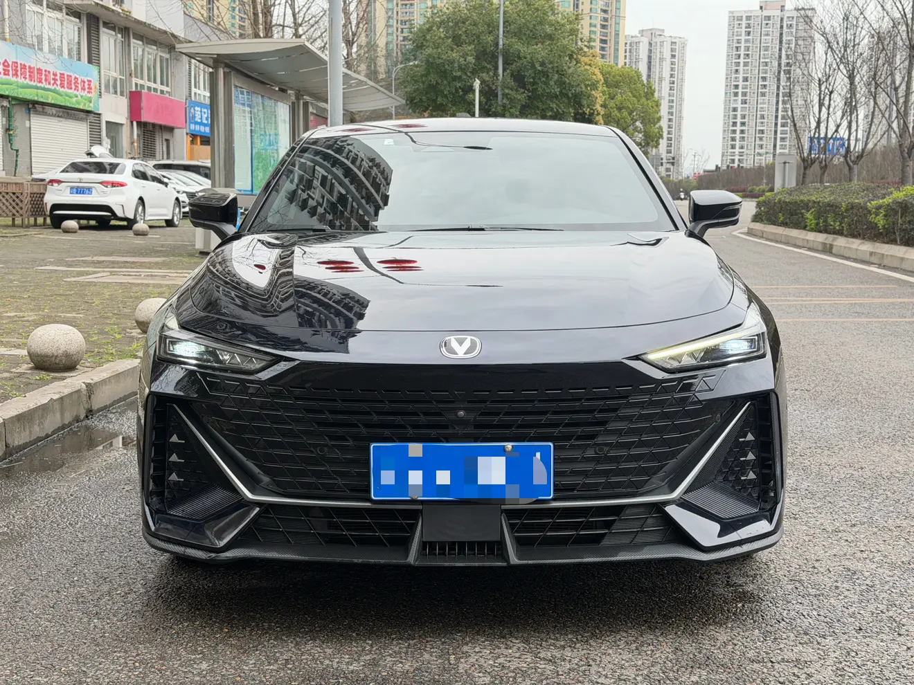 Changan UNI-V  из Китая
