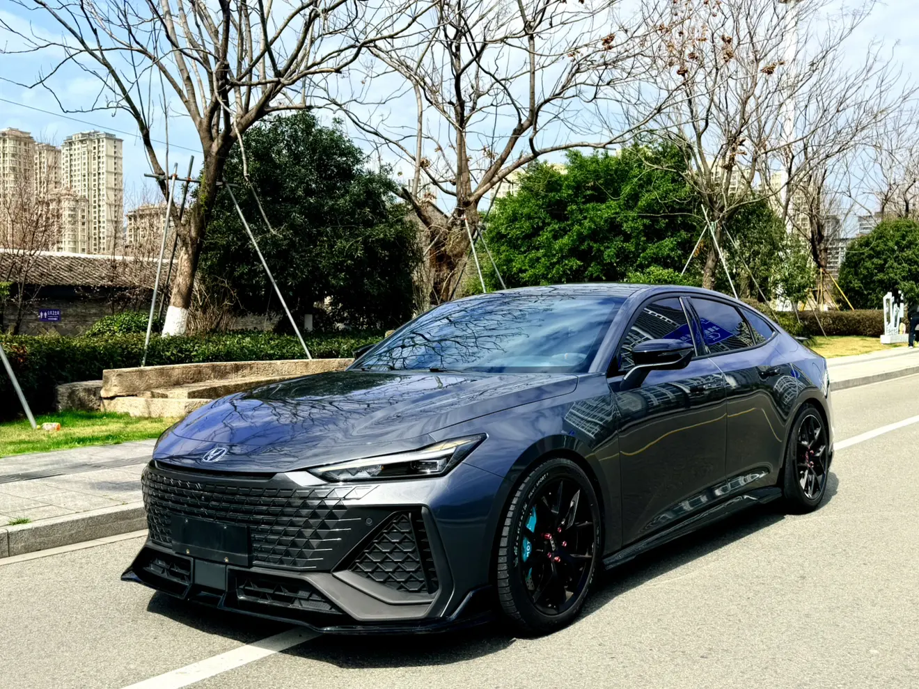 Changan UNI-V  из Китая