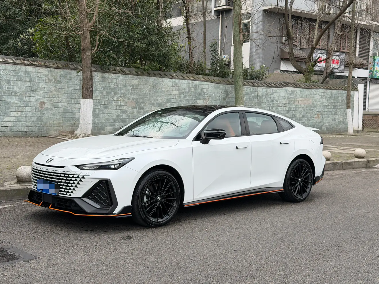 Changan UNI-V  из Китая