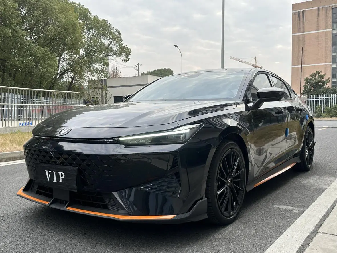 Changan UNI-V  из Китая