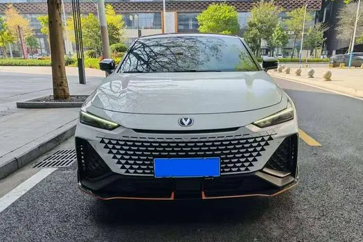 Changan UNI-V  из Китая