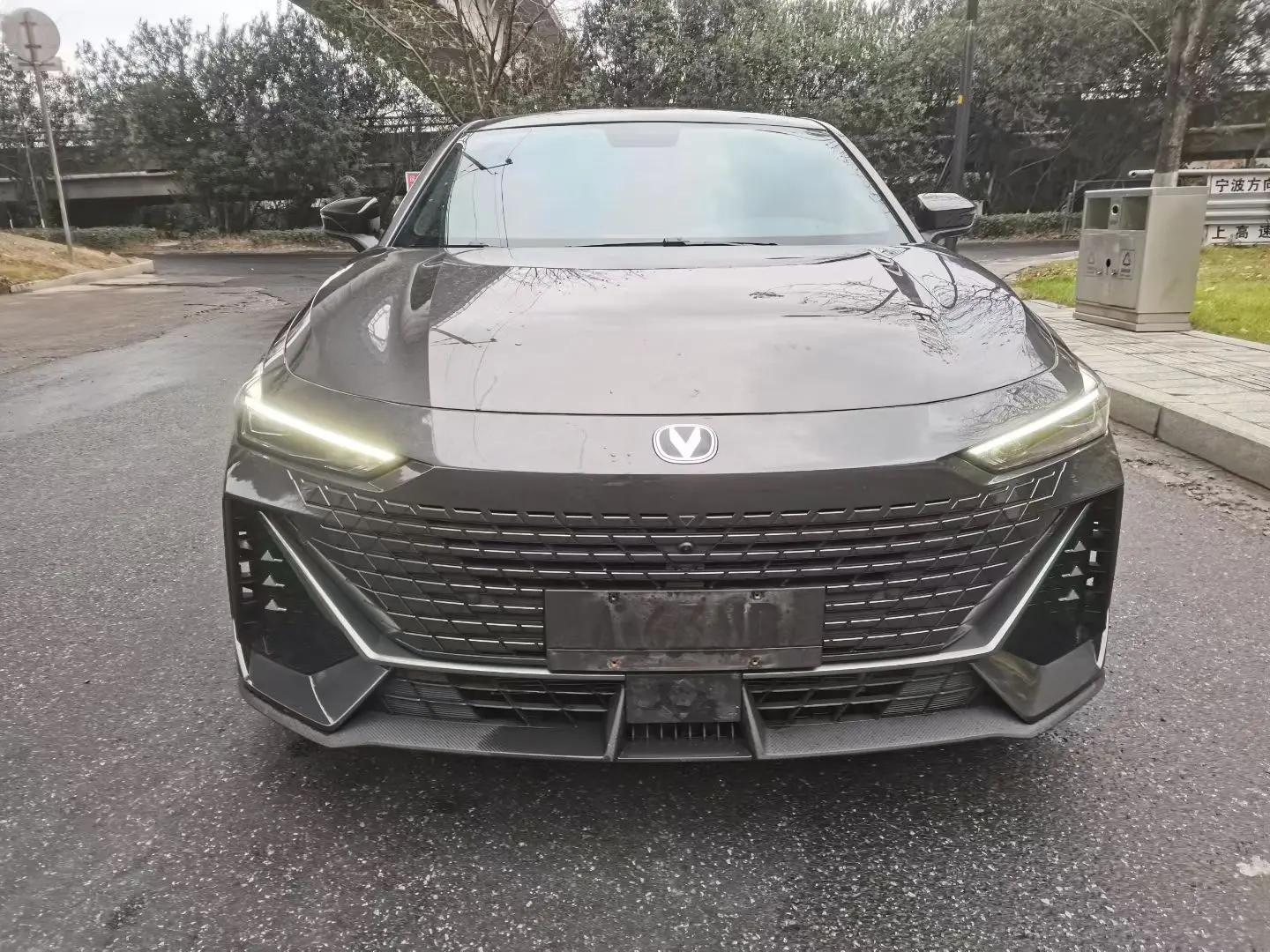 Changan UNI-V  из Китая