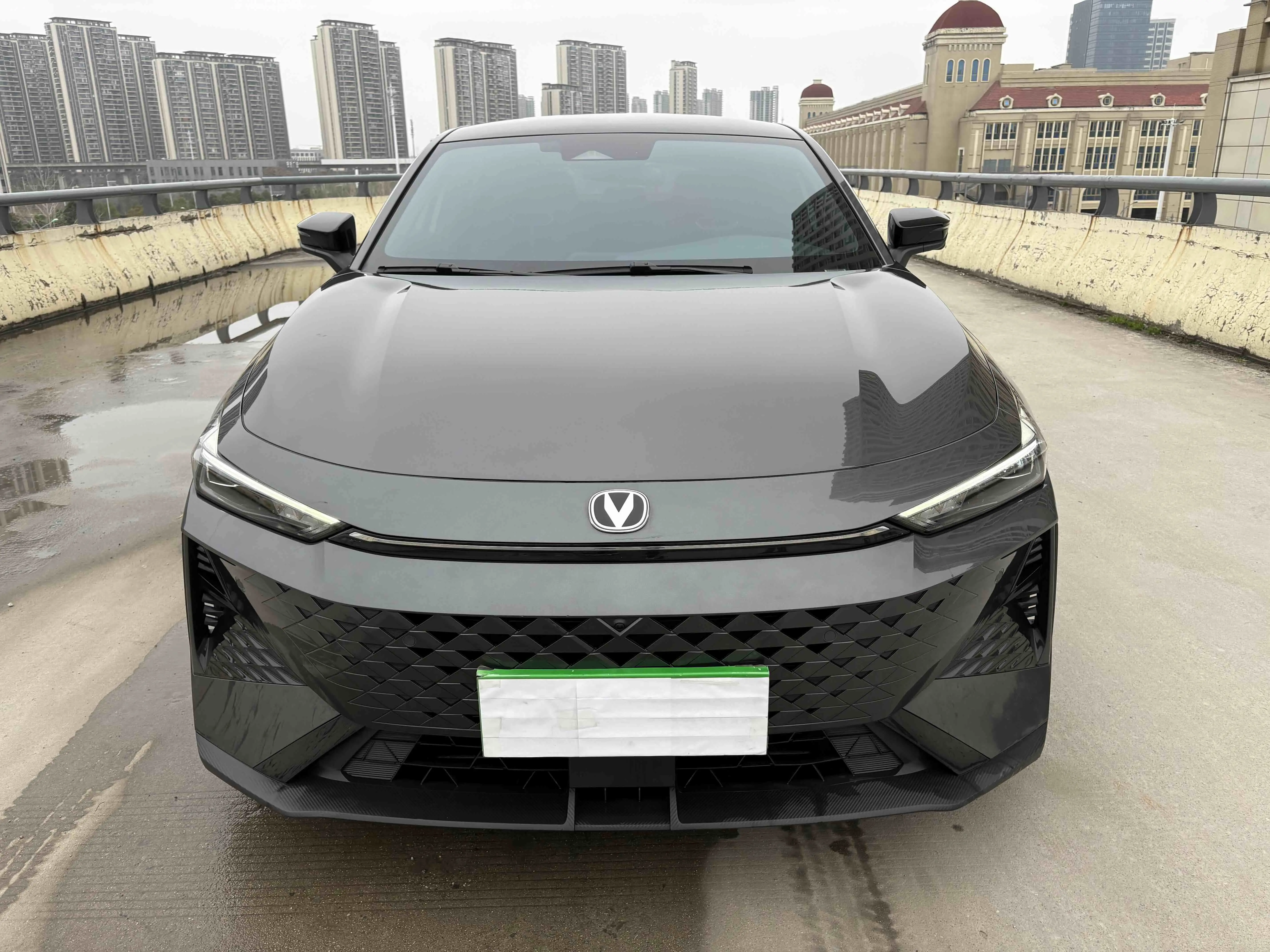 Changan UNI-V  из Китая