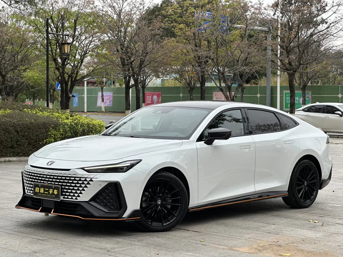 Changan UNI-V  из Китая