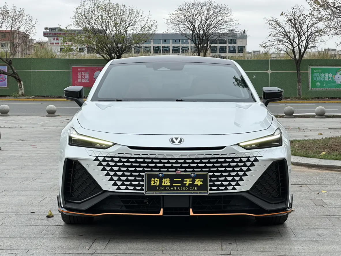 Changan UNI-V  из Китая