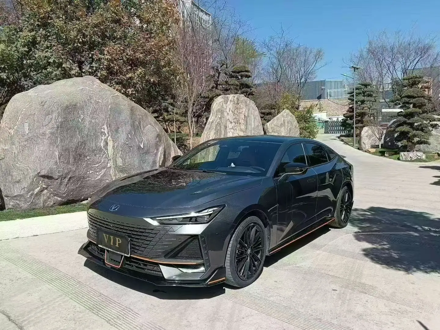 Changan UNI-V  из Китая