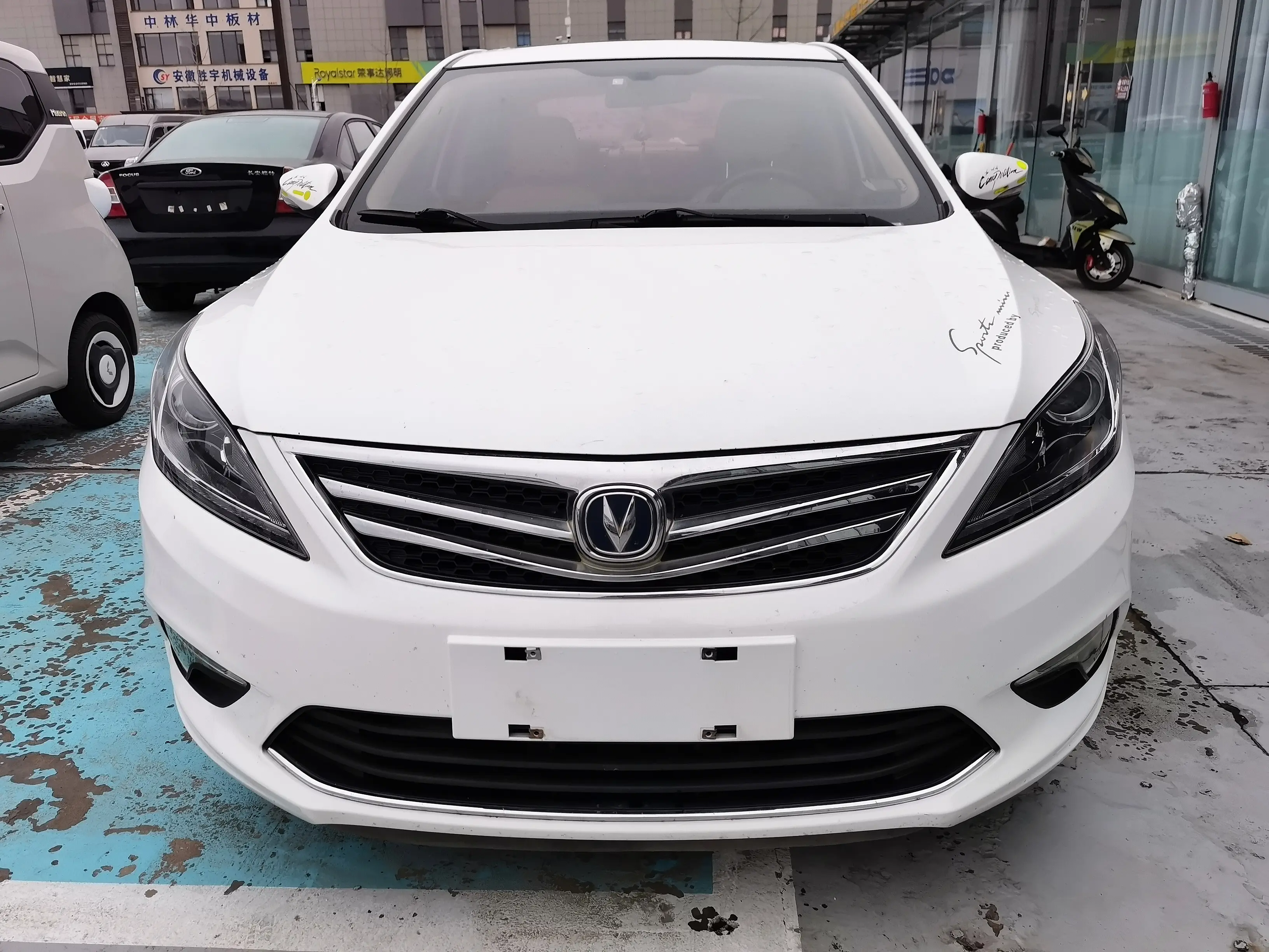 Changan Escape  из Китая