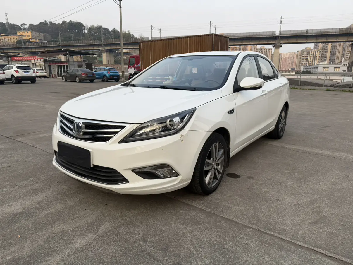 Changan Escape  из Китая