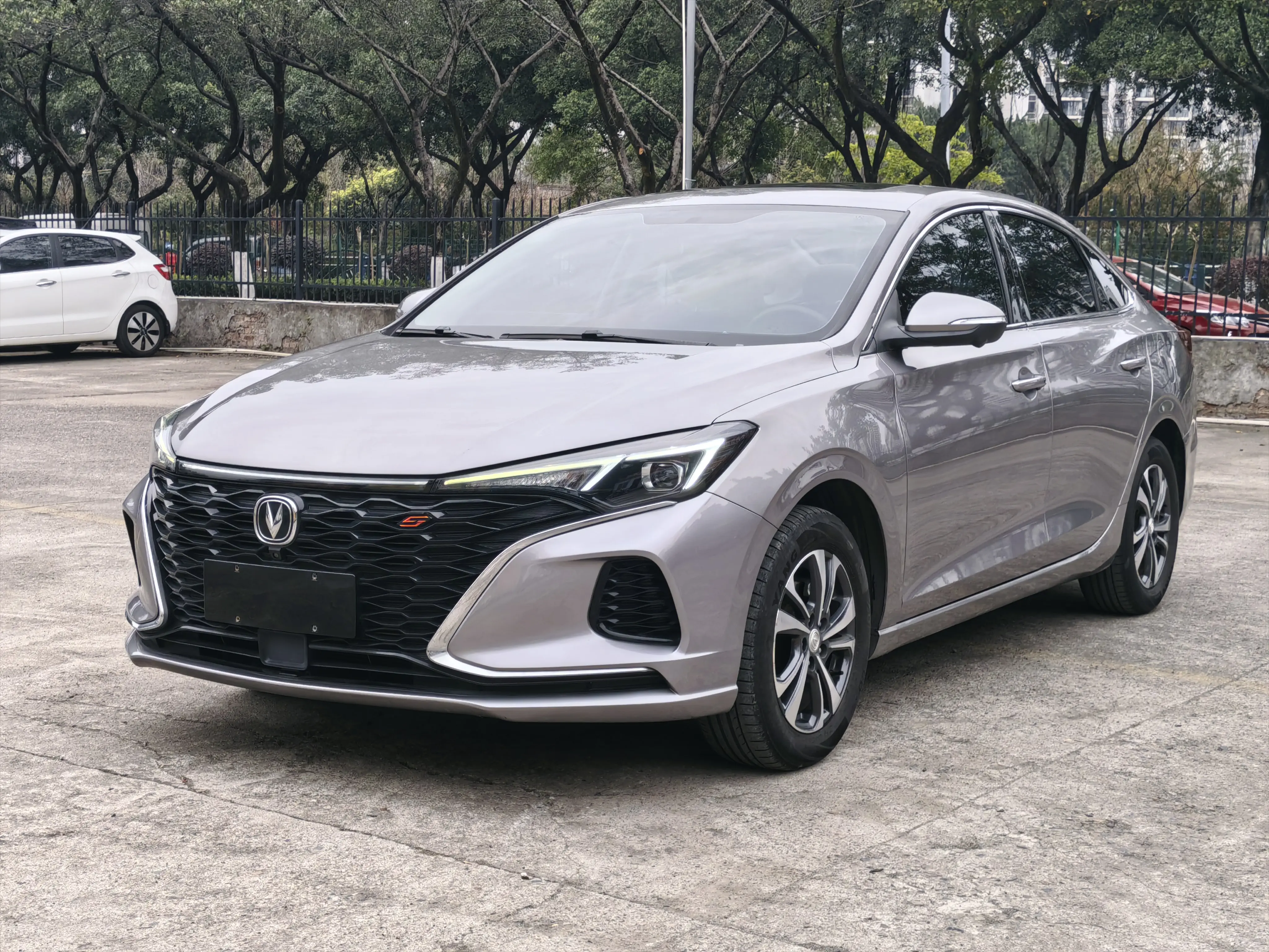 Changan Escape  из Китая