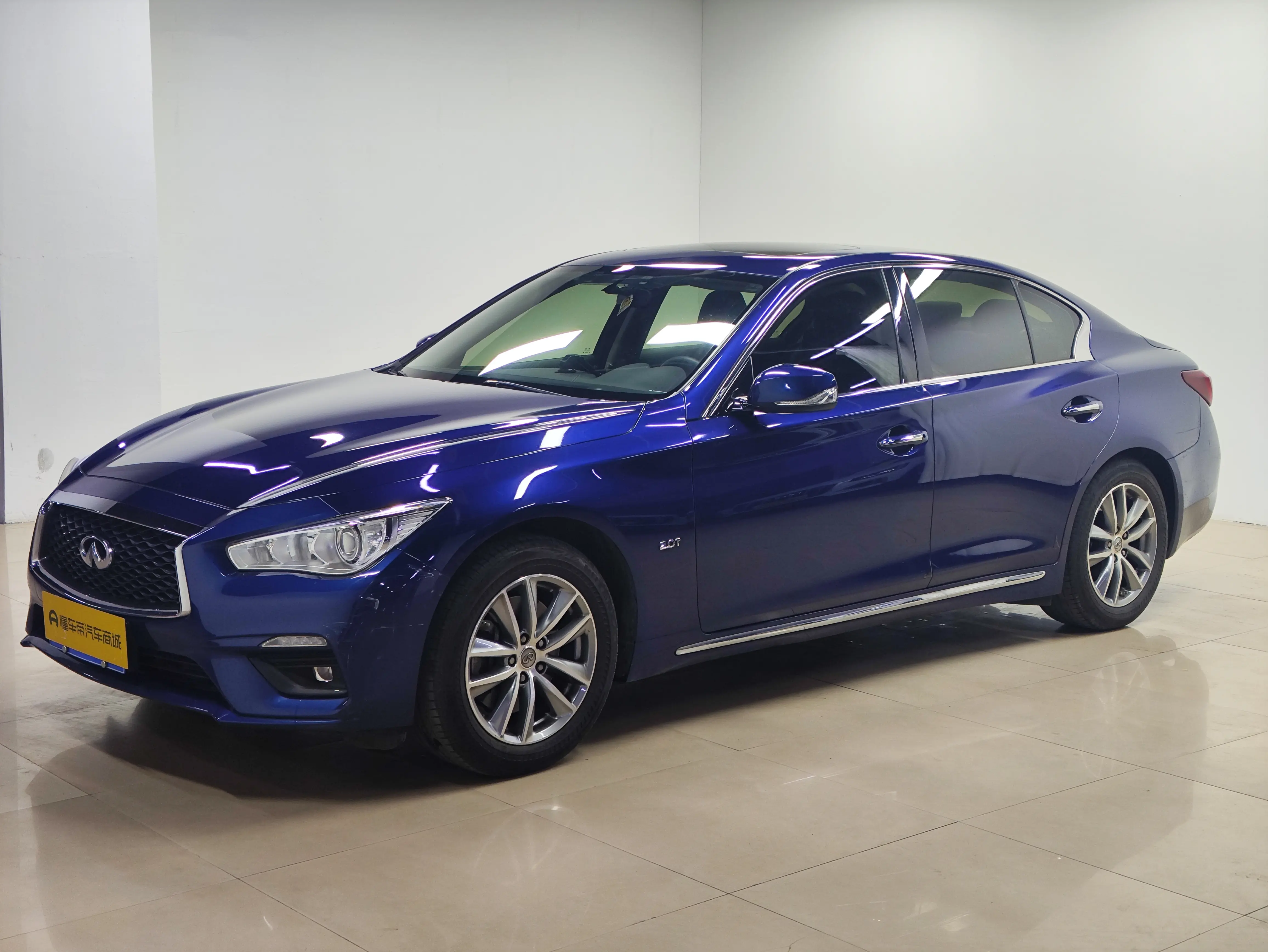 Infiniti Q50L