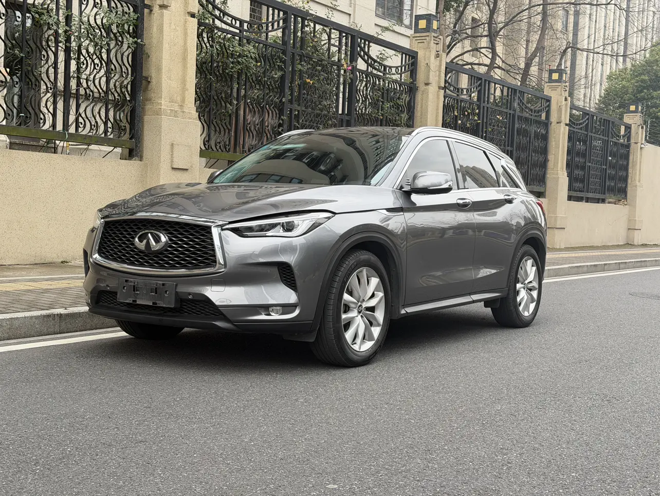 Infiniti QX50  из Китая