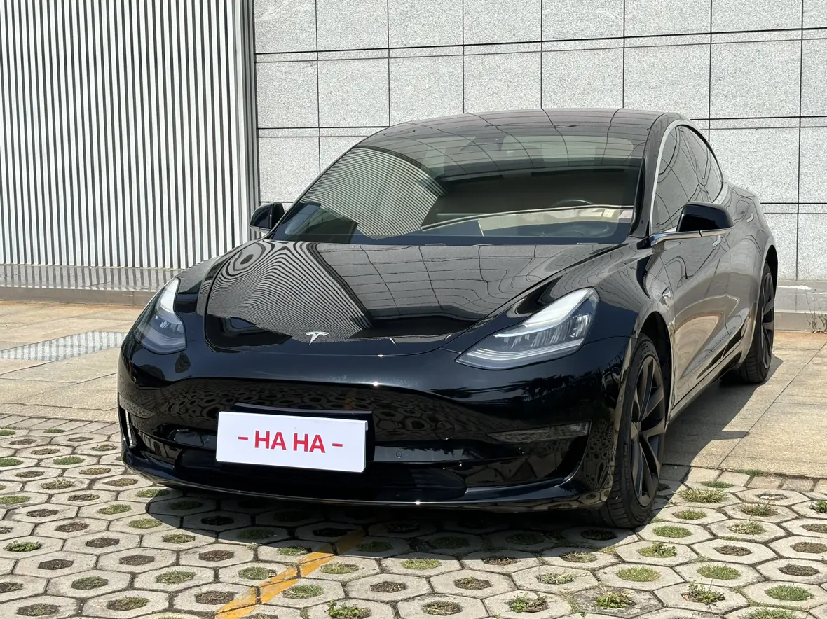Tesla Model 3  из Китая