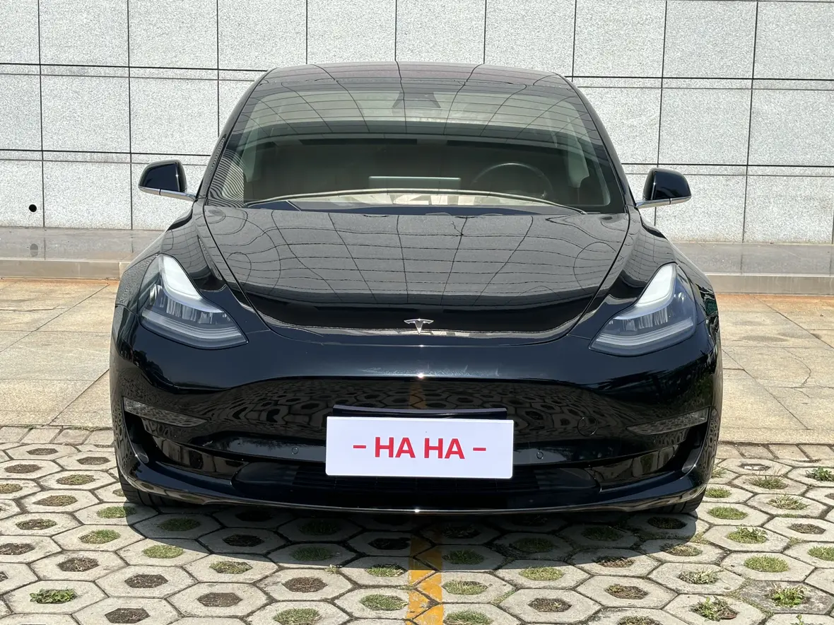 Tesla Model 3  из Китая