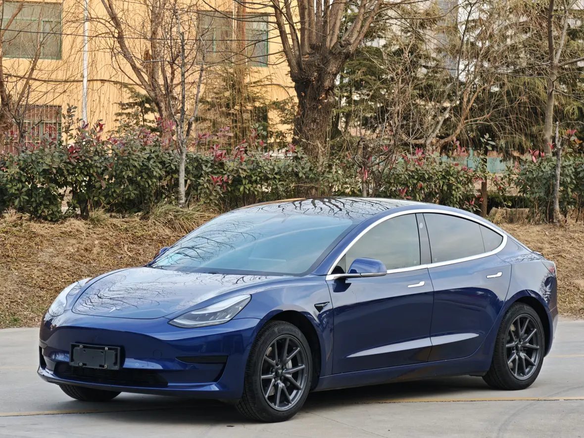 Tesla Model 3  из Китая