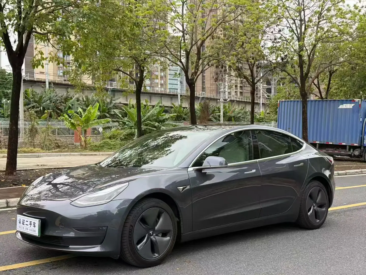 Tesla Model 3  из Китая