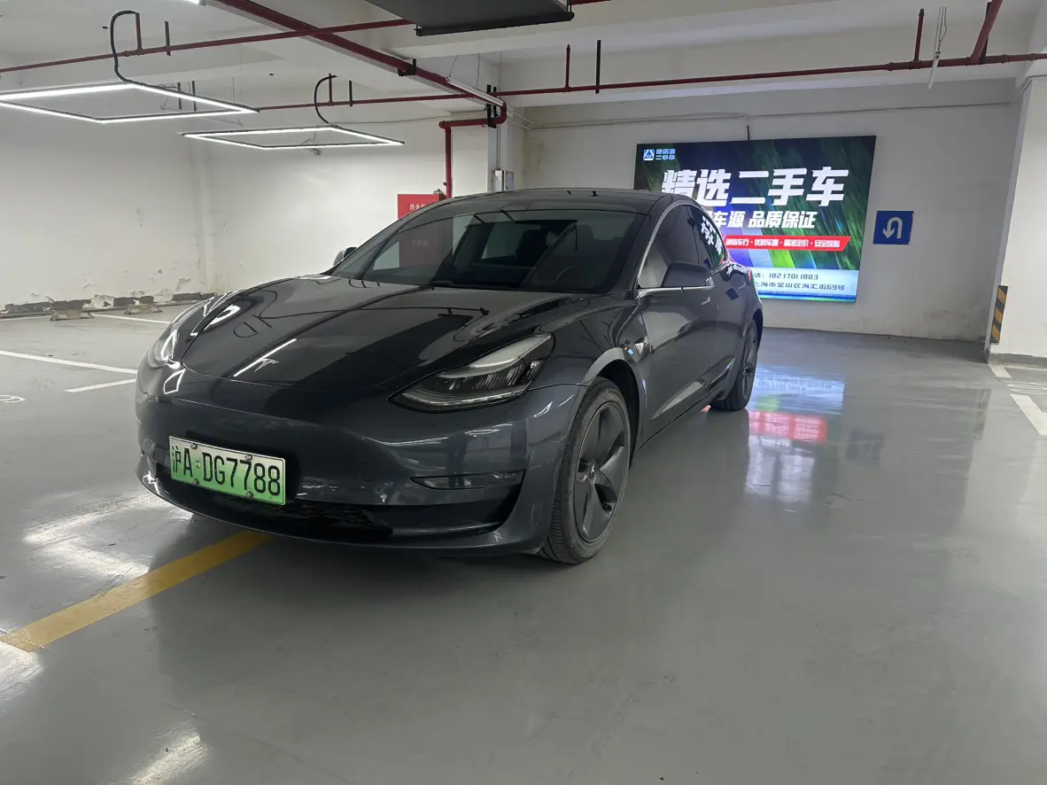 Tesla Model 3  из Китая