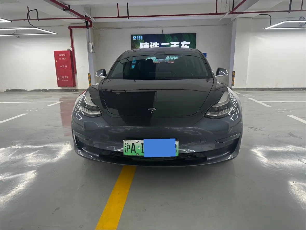 Tesla Model 3  из Китая