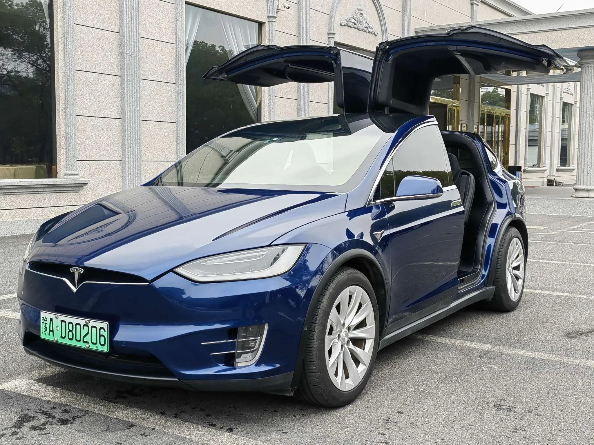 Tesla Model X  из Китая