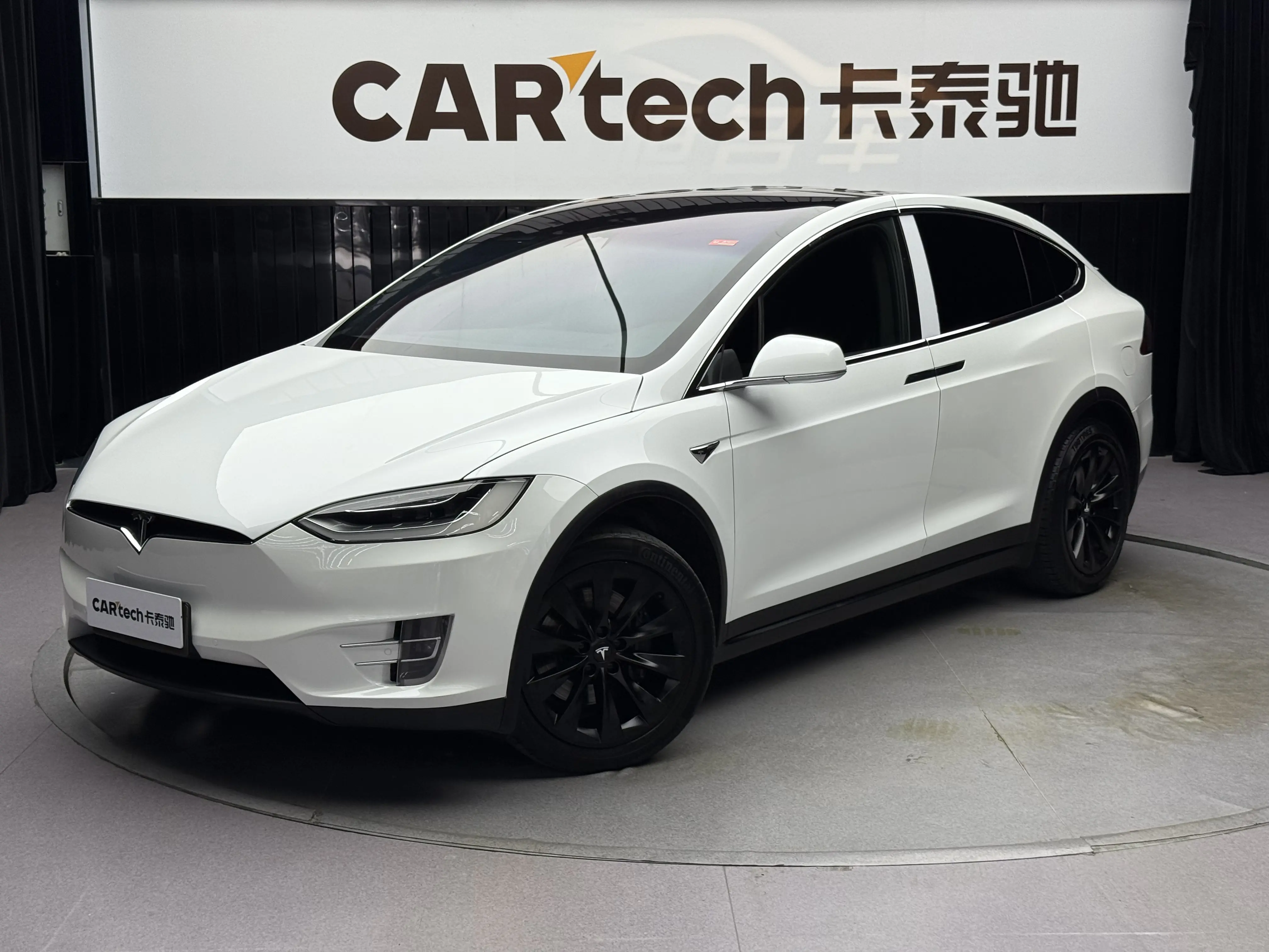 Tesla Model X  из Китая