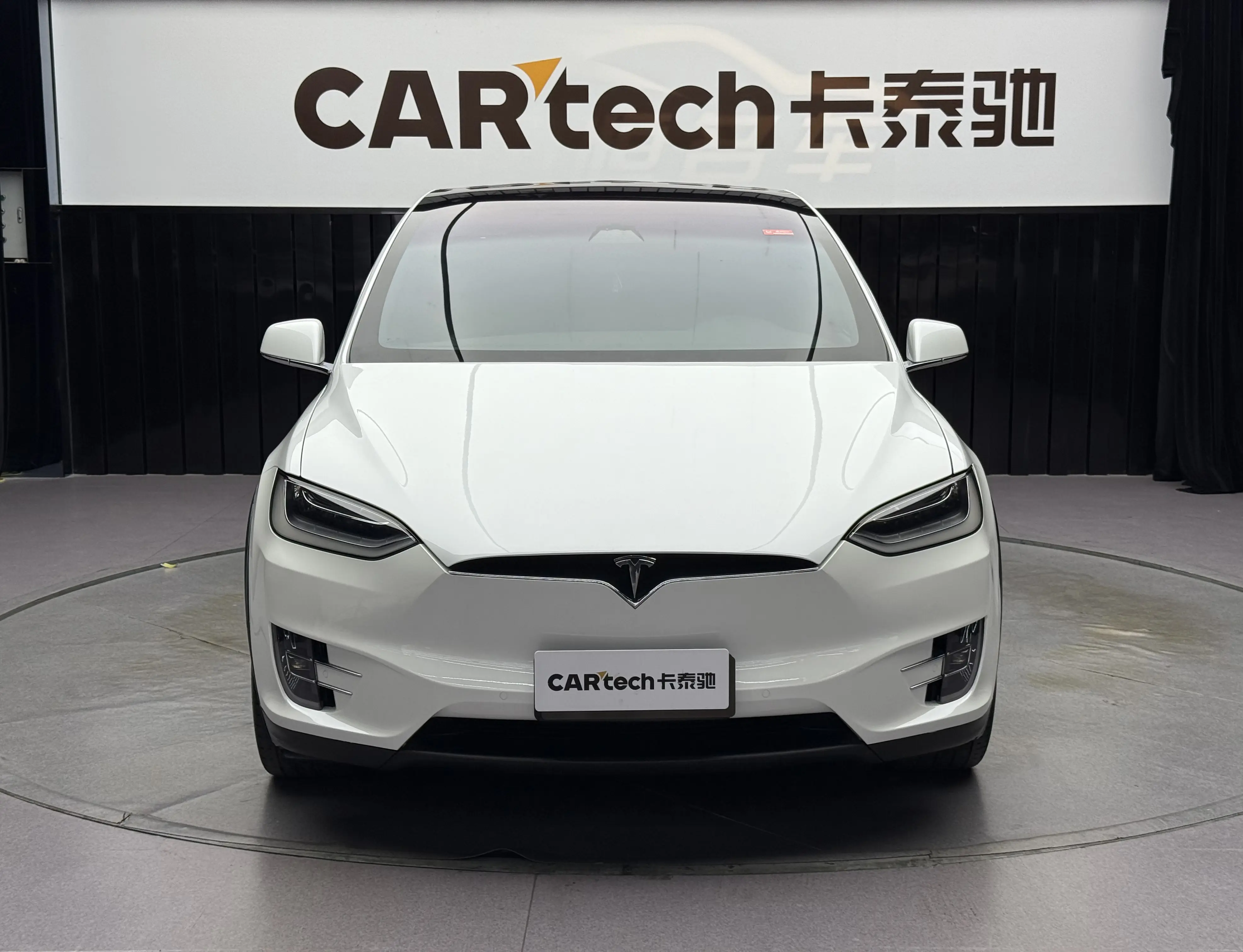 Tesla Model X  из Китая