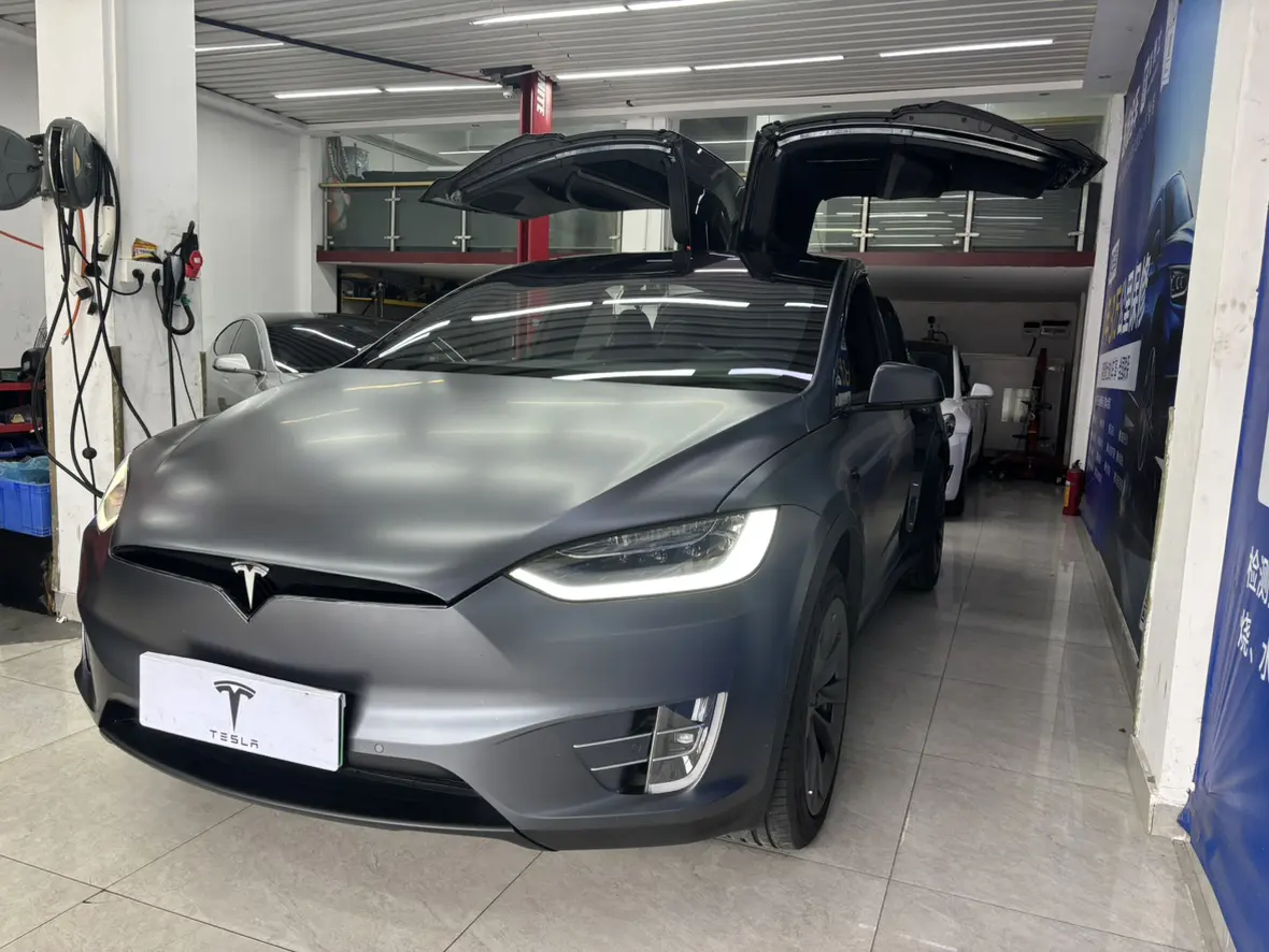 Tesla Model X  из Китая