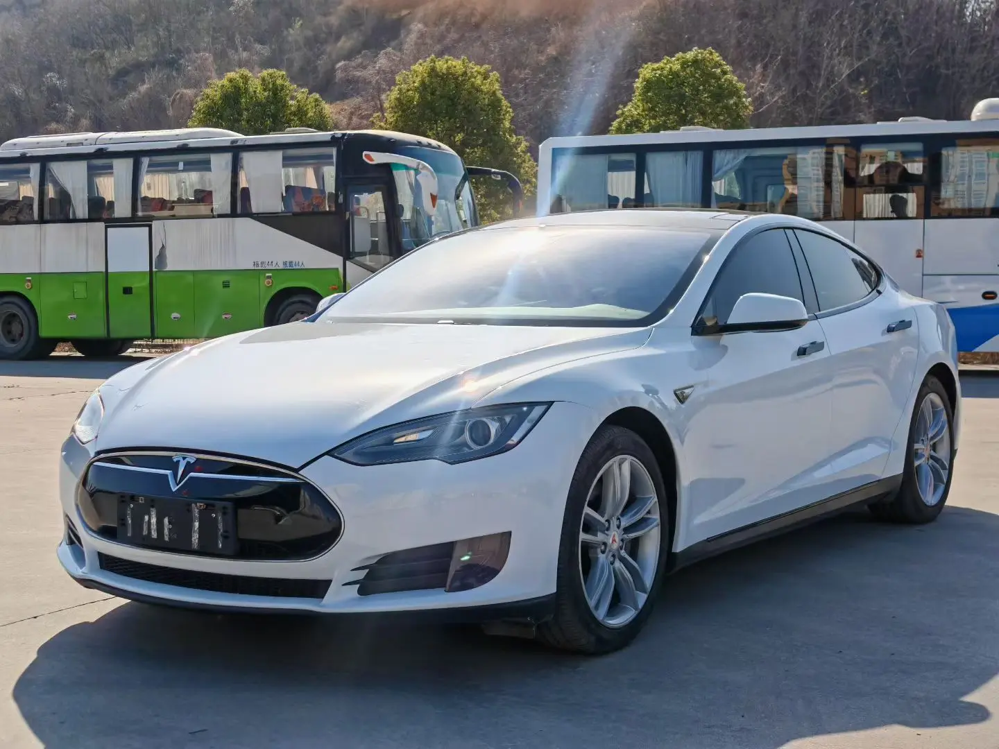 Tesla Model S  из Китая