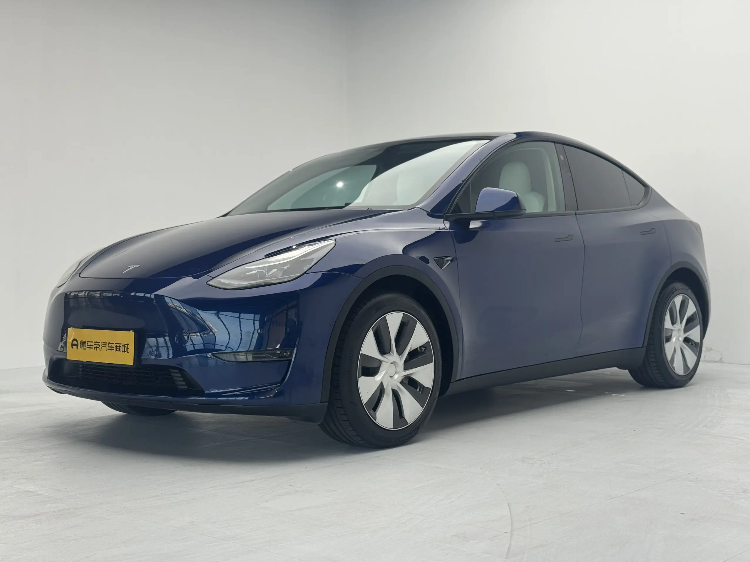 Tesla Model Y  из Китая