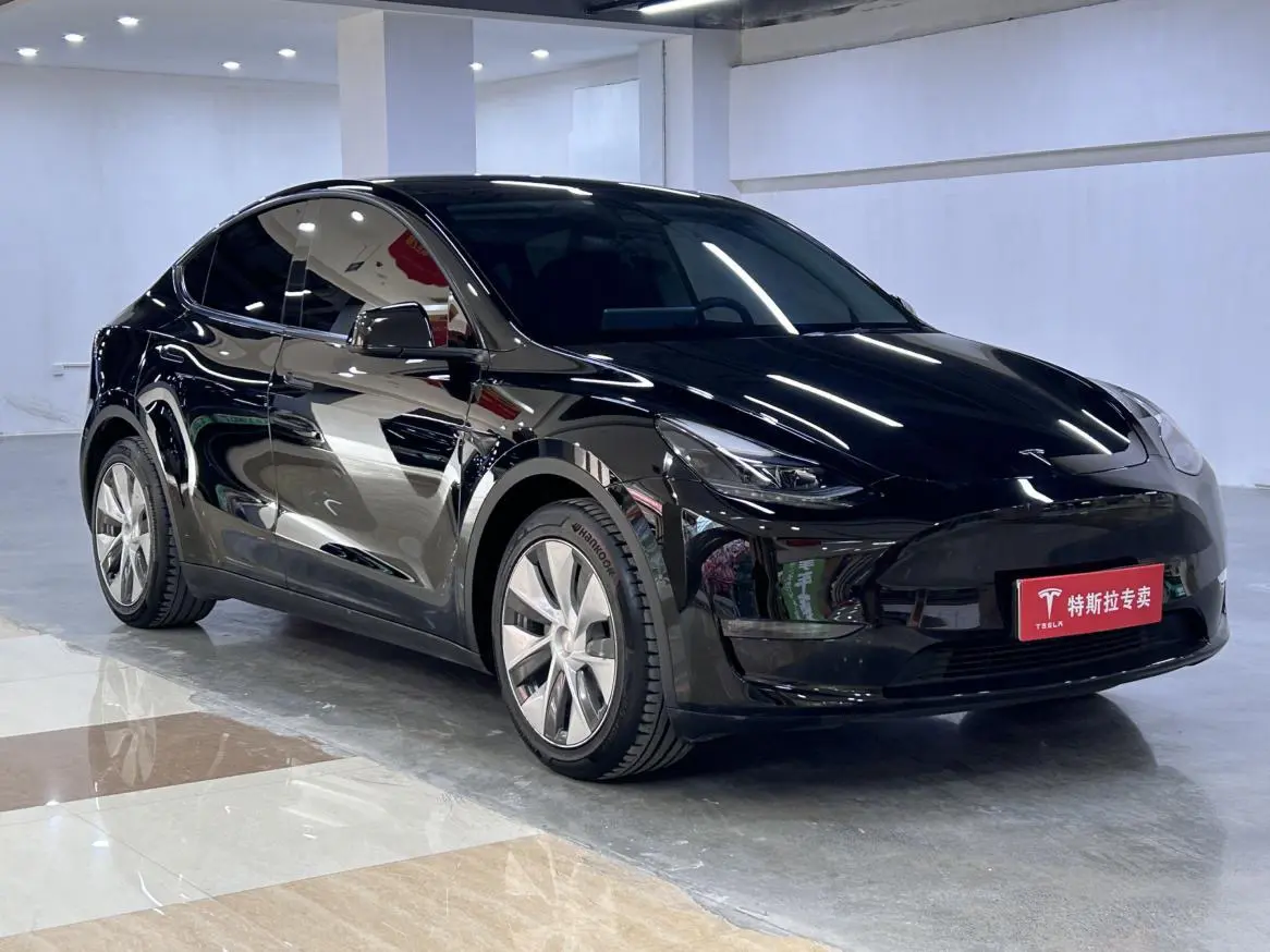 Tesla Model Y  из Китая
