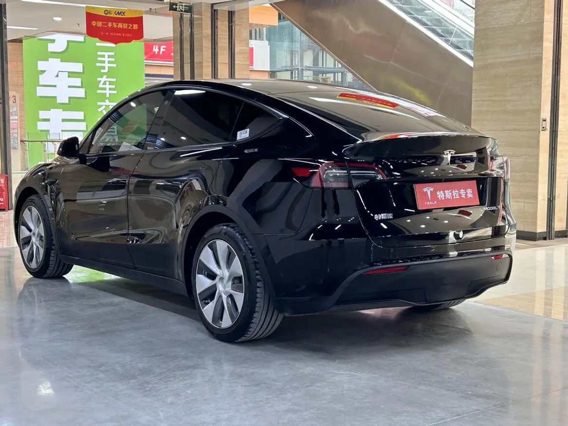 Tesla Model Y  из Китая