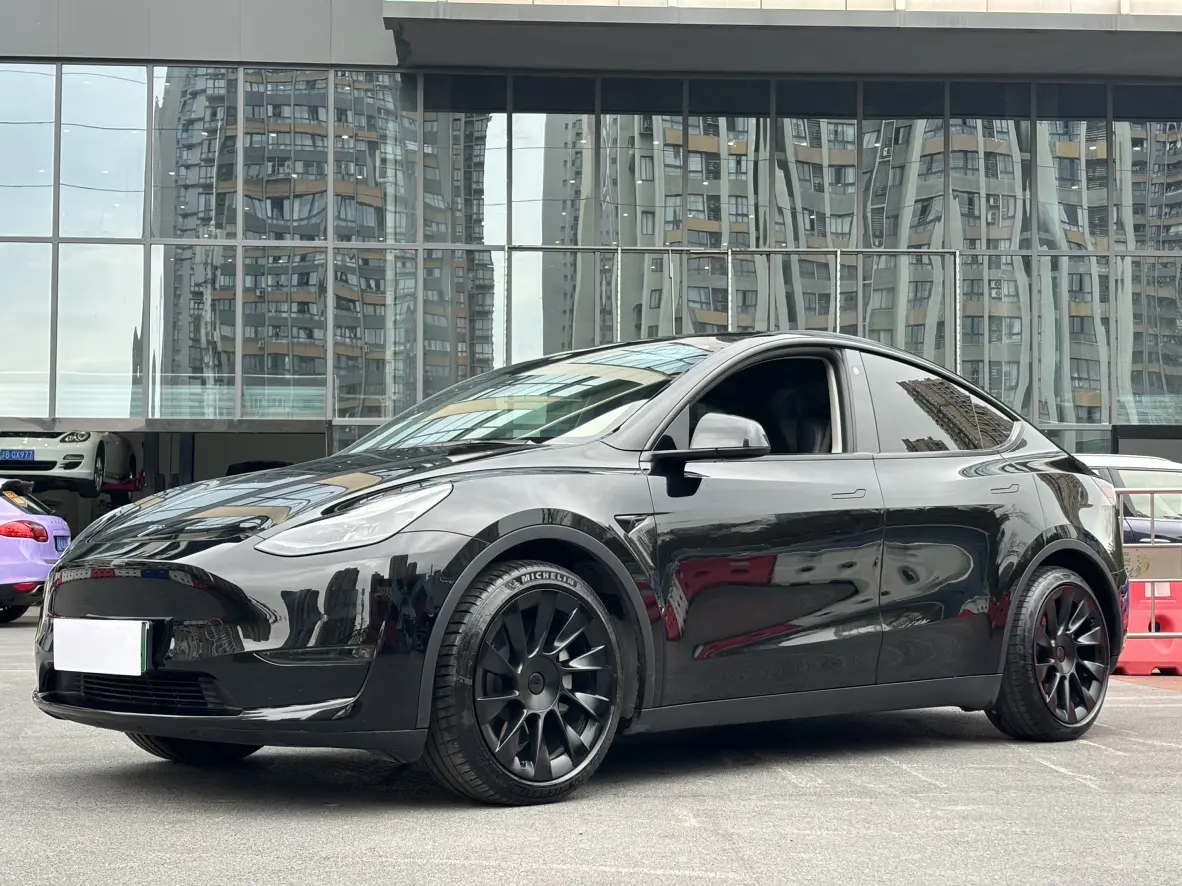 Tesla Model Y  из Китая