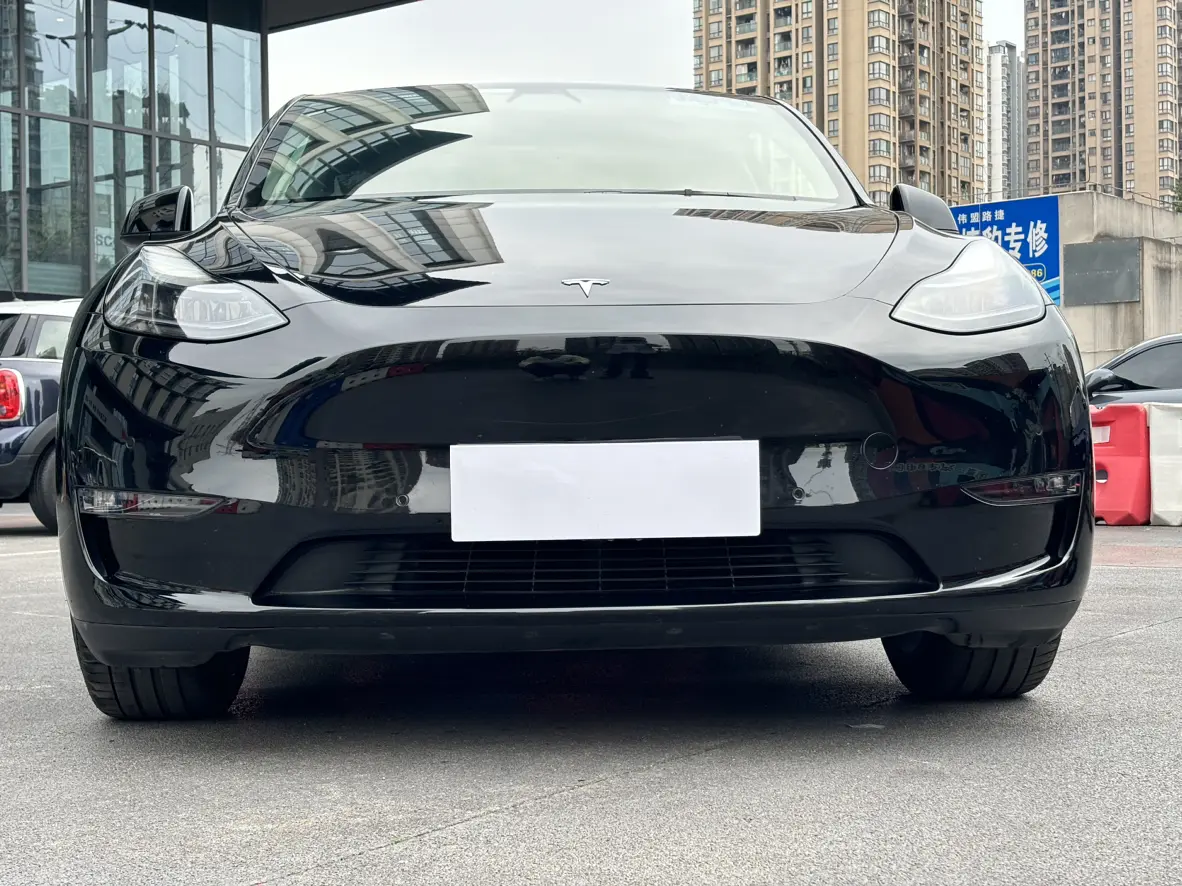 Tesla Model Y  из Китая