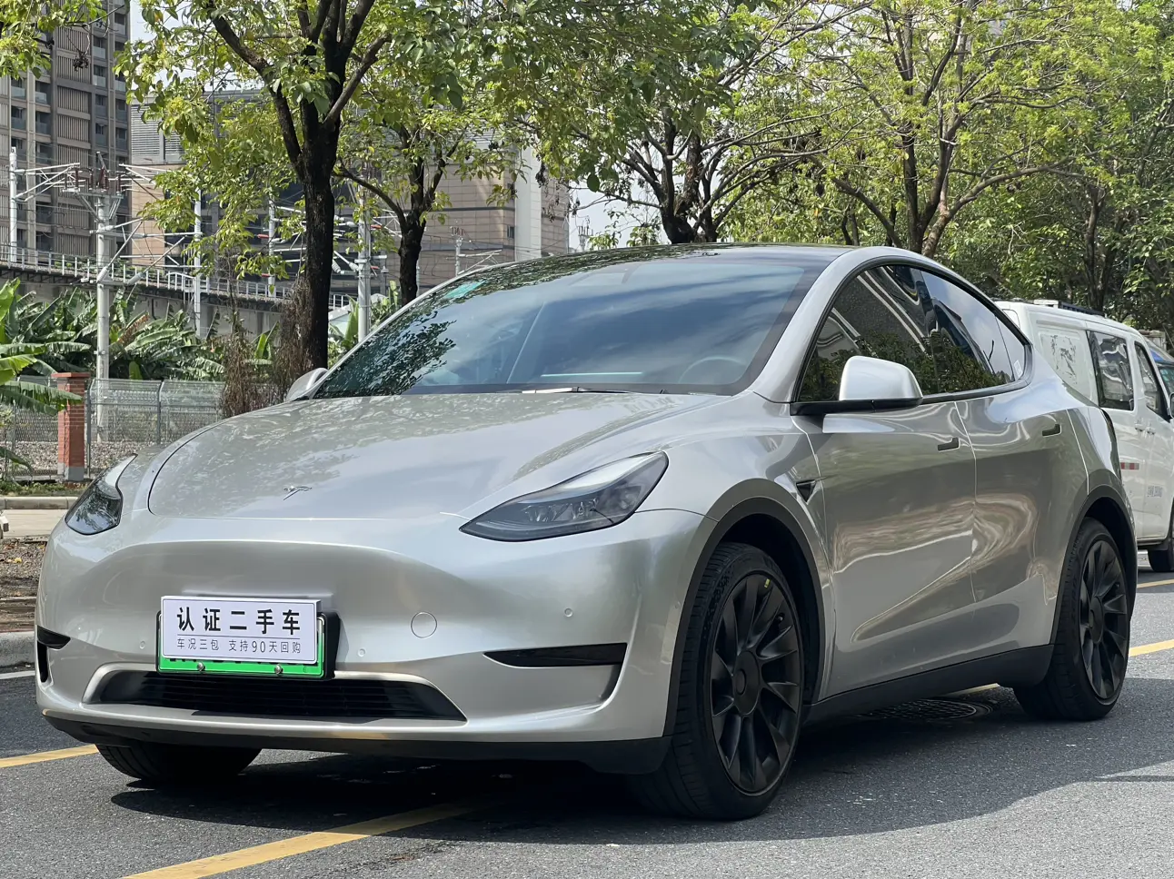 Tesla Model Y  из Китая