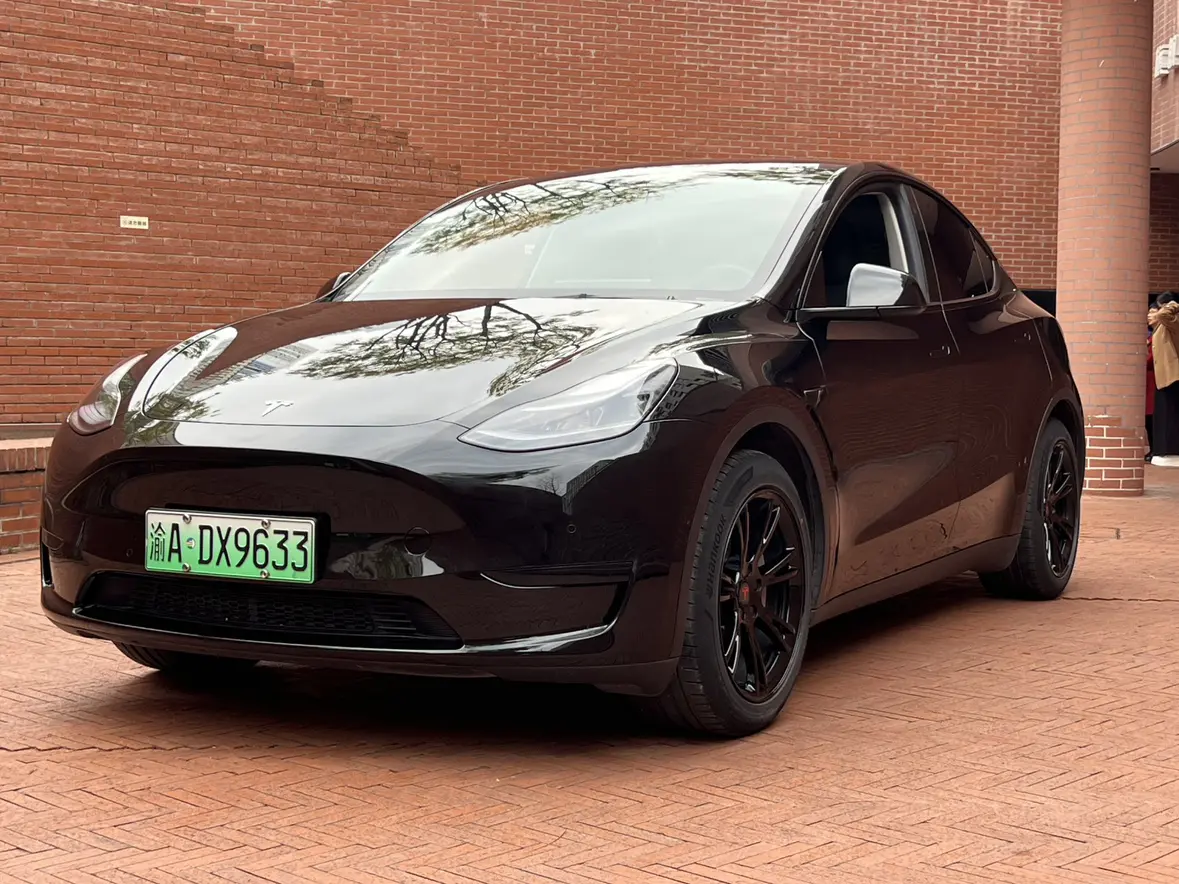 Tesla Model Y  из Китая