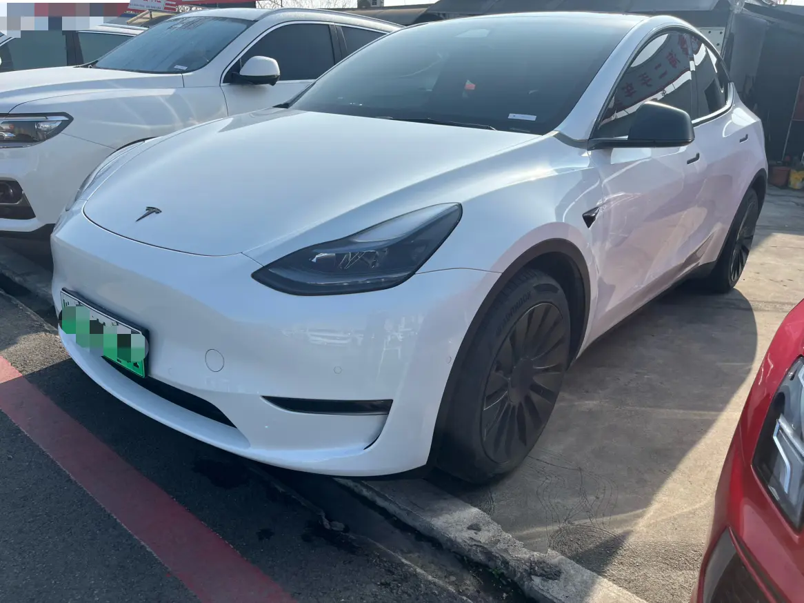 Tesla Model Y  из Китая