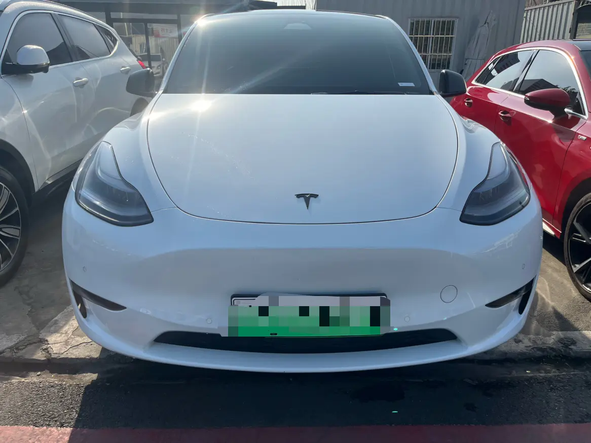 Tesla Model Y  из Китая