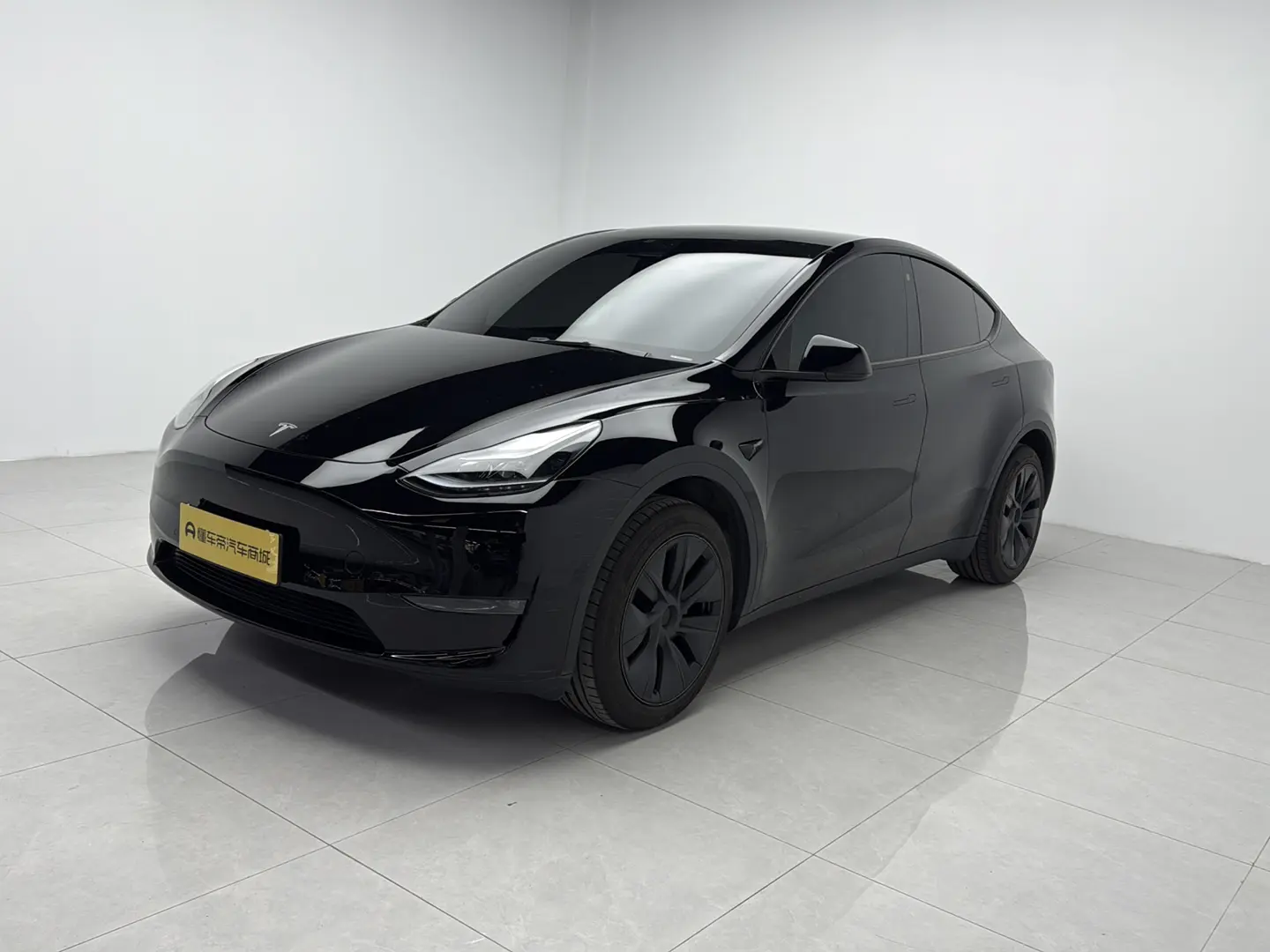 Tesla Model Y  из Китая