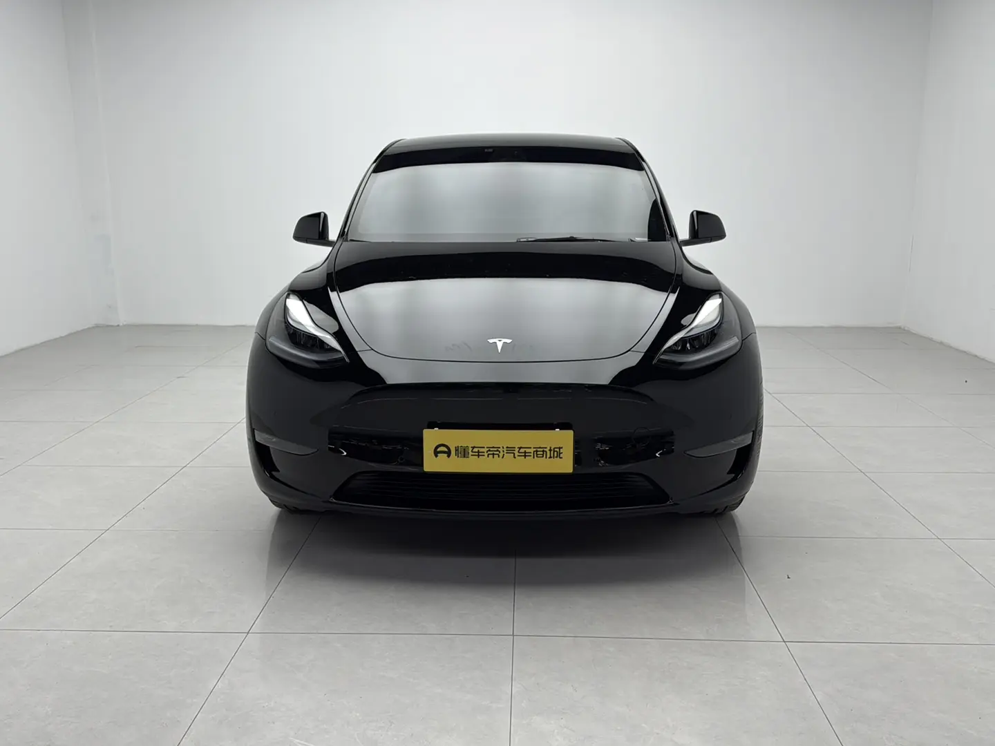 Tesla Model Y  из Китая